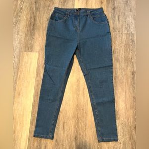 🆕 PLT skinny jeans